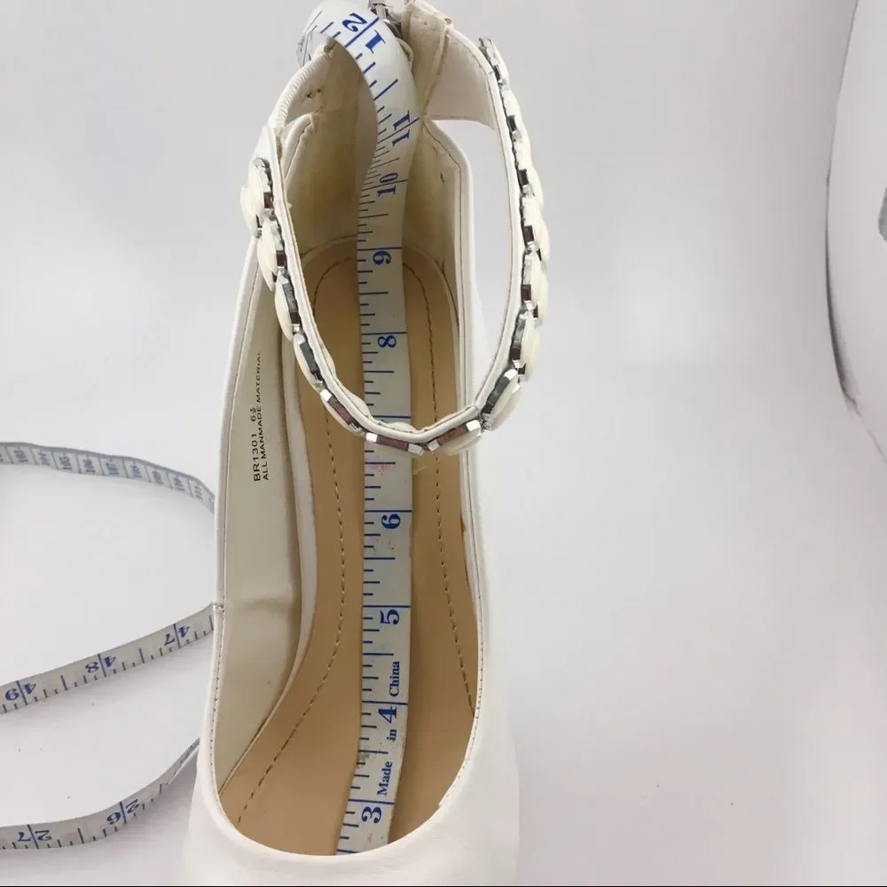 White Bertinni Heels - Picture 7 of 7
